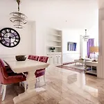 Sea View Royal Apartments Tre Canne