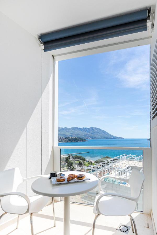Sea View Royal Tre Canne Apartment *